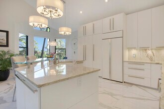 10720 Ave of the PGA in Palm Beach Gardens, FL - Building Photo - Building Photo