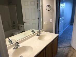 538 Mallard Ln in Sugar Grove, IL - Building Photo - Building Photo