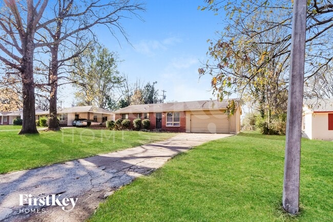 5167 Haleville Rd in Memphis, TN - Foto de edificio - Building Photo