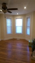 108 Hyde Park Ave, Unit 3 in Boston, MA - Building Photo - Building Photo