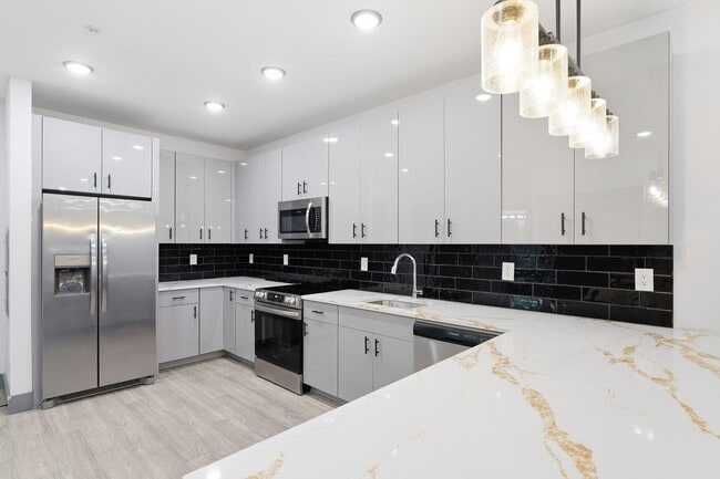 property at 531 32nd St