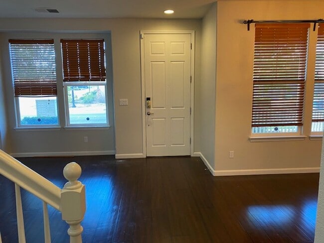 3128 Village Plaza Dr in Roseville, CA - Building Photo - Building Photo