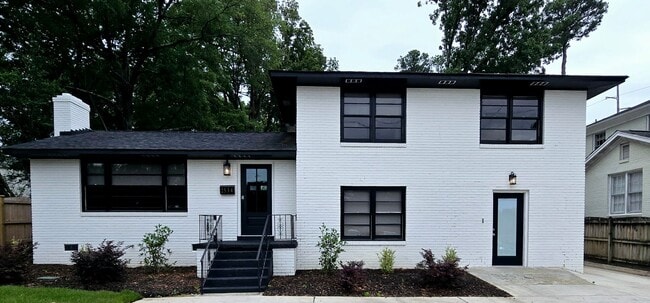 property at 2534 Forest Dr