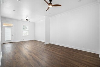 2100 Loretta Parker Ln in Barling, AR - Building Photo - Building Photo