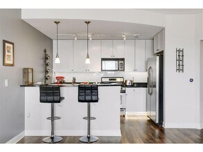 100 3rd Ave S in Minneapolis, MN - Building Photo - Building Photo