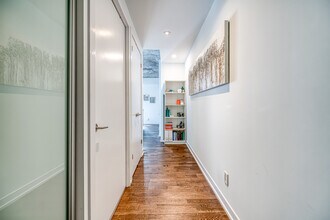 650 King St W in Toronto, ON - Building Photo - Building Photo