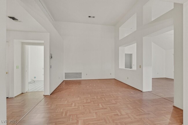property at 2832 Dry Plains Dr