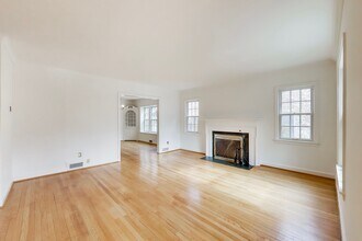 5138 Nebraska Ave NW in Washington, DC - Building Photo - Building Photo