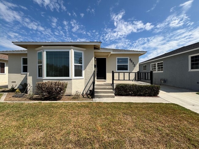 4632 Palo Verde Ave