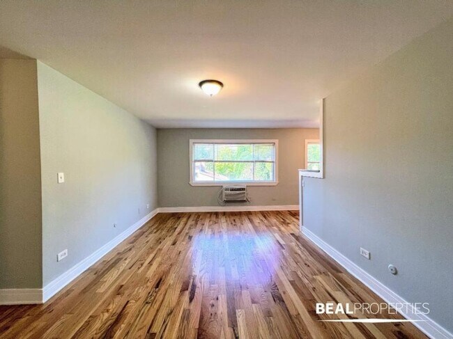 property at 696 Elm Pl