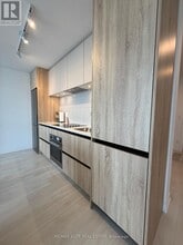 7950-7950 Bathurst St in Vaughan, ON - Building Photo - Building Photo