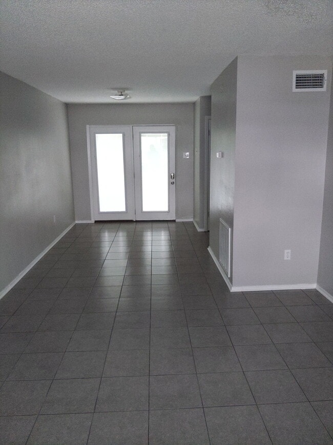 110 Omega St in Belle Chasse, LA - Building Photo - Building Photo