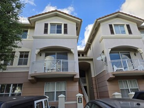 8980 W Flagler St in Miami, FL - Building Photo - Building Photo