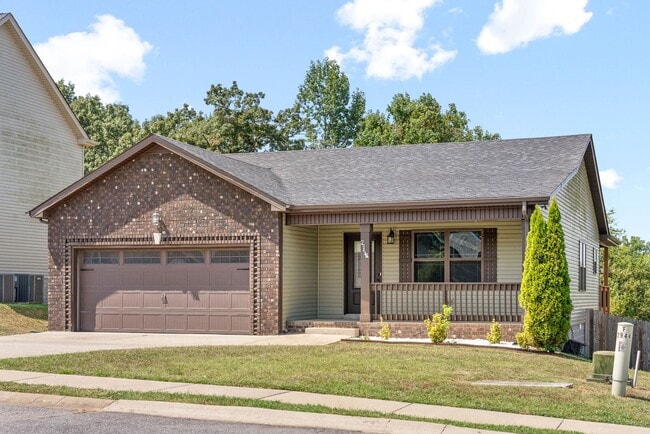 2944 Lancelot Ln in Clarksville, TN - Building Photo - Building Photo