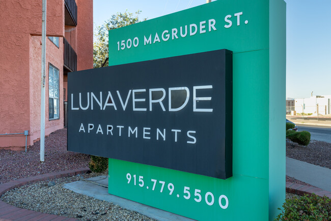 Luna Verde Apartments in El Paso, TX - Foto de edificio - Building Photo