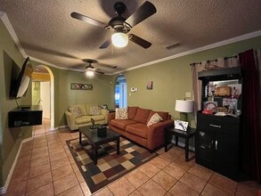 105 Ranch Rd in Laredo, TX - Building Photo - Building Photo