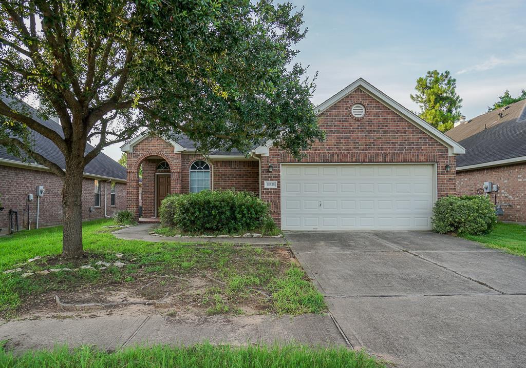 18818 Dural Dr in Houston, TX - Building Photo