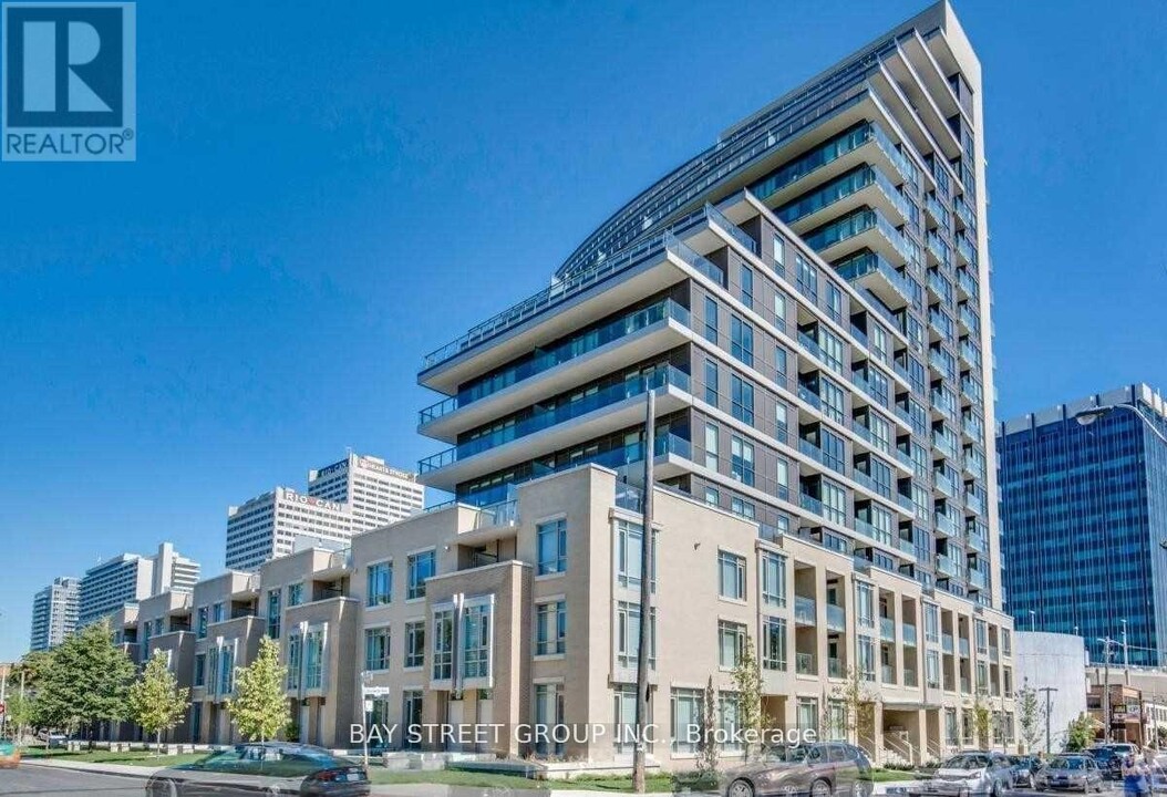 60-960 Berwick Ave in Toronto, ON - Building Photo