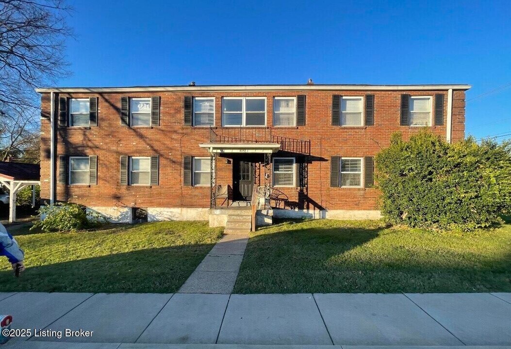 4148 Hillview Ave in Louisville, KY - Building Photo