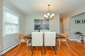 42 Walnut St in Montclair, NJ - Building Photo - Building Photo