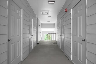 1300 Park W Blvd in Mount Pleasant, SC - Building Photo - Building Photo