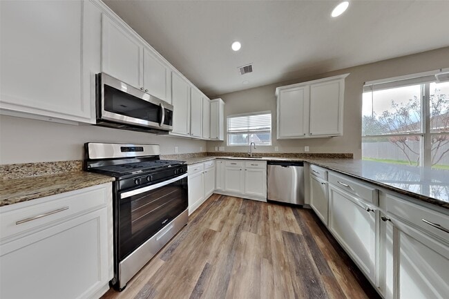 property at 3618 Avalon Spring Ln