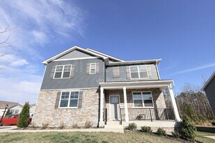 7001 Batten Ct in Richmond, VA - Building Photo