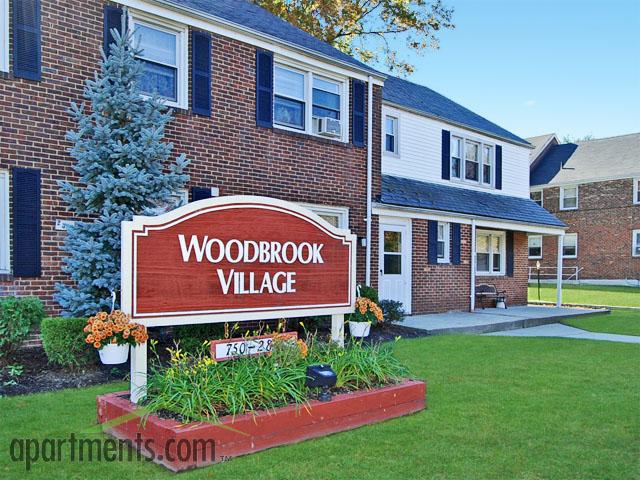 Woodbrook Village Apartments Photo