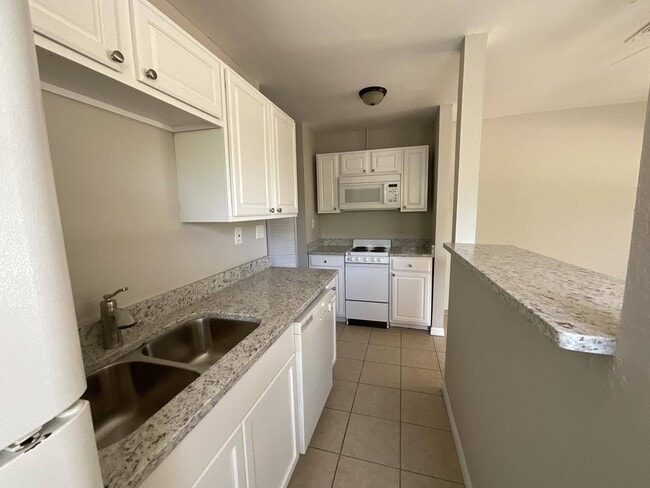 2218 S Park Ave in Sanford, FL - Building Photo - Building Photo