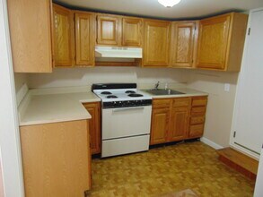 322 Main St, Unit Apt 2 in Marlborough, NH - Building Photo - Building Photo
