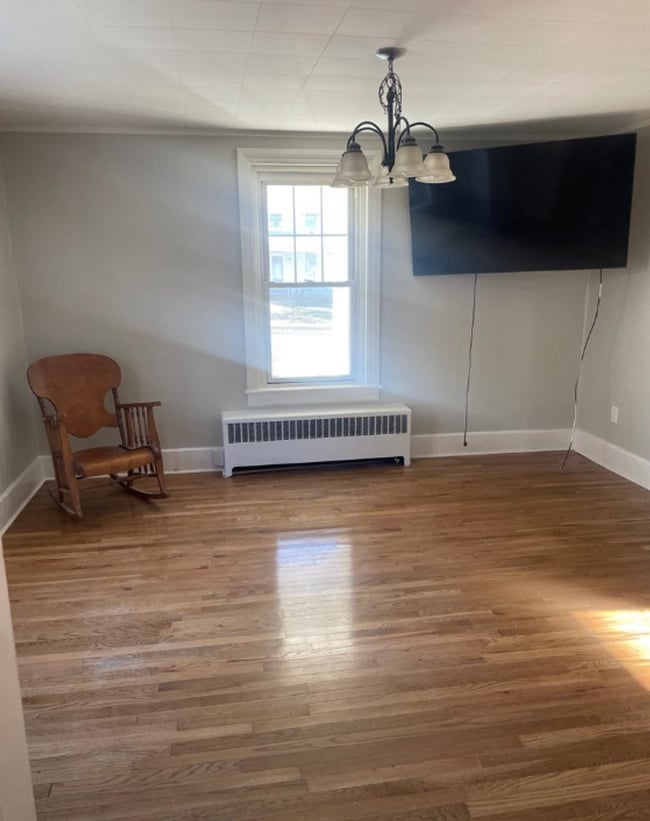 3183 N George St in Emigsville, PA - Foto de edificio - Building Photo