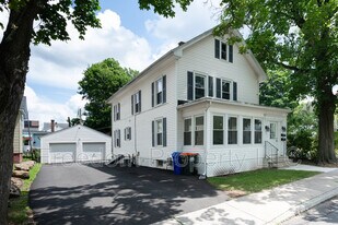 57 Germania St in Southington, CT - Building Photo