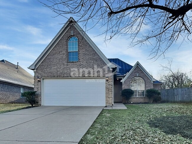 7068 Crape Myrtle Dr