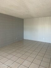 5429 W Glenrosa Ave in Phoenix, AZ - Building Photo - Building Photo