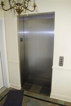 180 E Boston Post Rd-Unit -#1 in Mamaroneck, NY - Building Photo - Building Photo