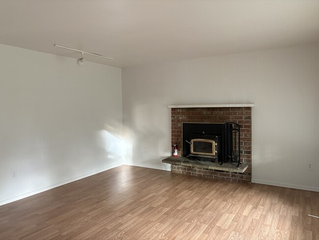 1838 10th Ave SE in Olympia, WA - Building Photo - Building Photo