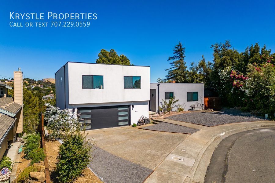 12 Elna Dr in Vallejo, CA - Building Photo