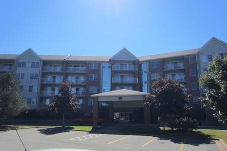 Carrington Arms in Halifax, NS - Building Photo