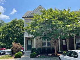 533 Matheson Place in Cary, NC - Building Photo