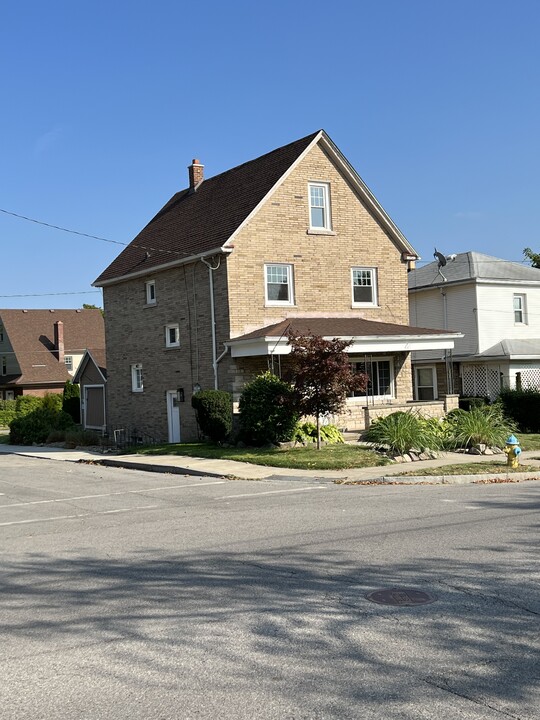 2895 Lewiston Rd in Niagara Falls, NY - Foto de edificio