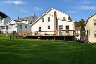 123 Reynolds St in Plymouth, PA - Building Photo - Building Photo