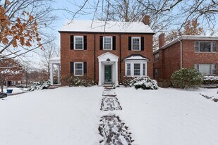 7710 Brookline Terrace in Richmond Heights, MO - Building Photo