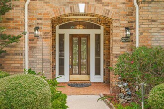 3739 Elkins Rd in Sugar Land, TX - Building Photo - Building Photo