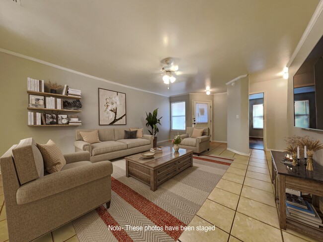 property at 522 N Brentwood Ave