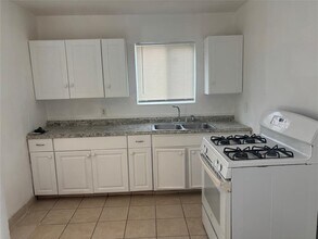 1210 Dacus Dr in Houston, TX - Building Photo - Building Photo