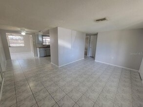 7831 Sagebrush Dr in Port Richey, FL - Building Photo - Building Photo