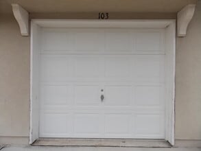 7039 Deer Lodge Cir in Jacksonville, FL - Building Photo - Building Photo