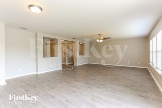 12625 Wooded Bluff Ct in Jacksonville, FL - Building Photo - Building Photo