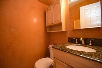 2632 Pirates Cv, Unit 2632 Pirates Cove #6 in Schaumburg, IL - Foto de edificio - Building Photo