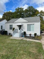 12304 Kirton Ave in Cleveland, OH - Building Photo